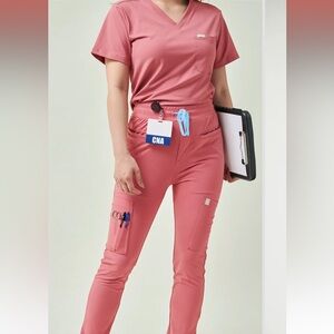 Scope scrubs set in pink- Thea 8 pocket jogger and Harry 1 pocket top